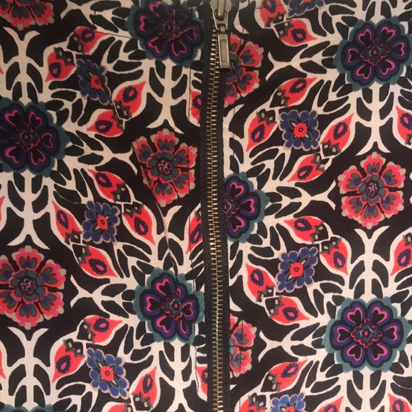 “OLD NAVY” Patterned Long Sleeved Dress . - Picture 10 of 13